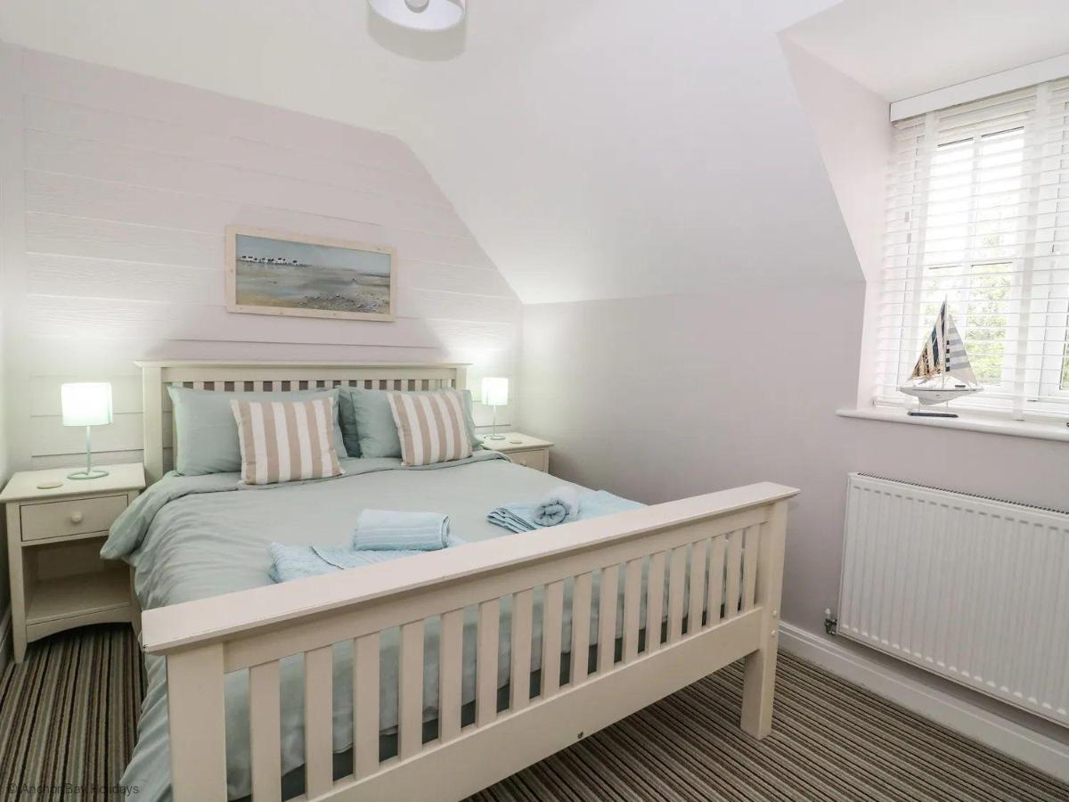 Nantucket Cottage Filey Exterior photo